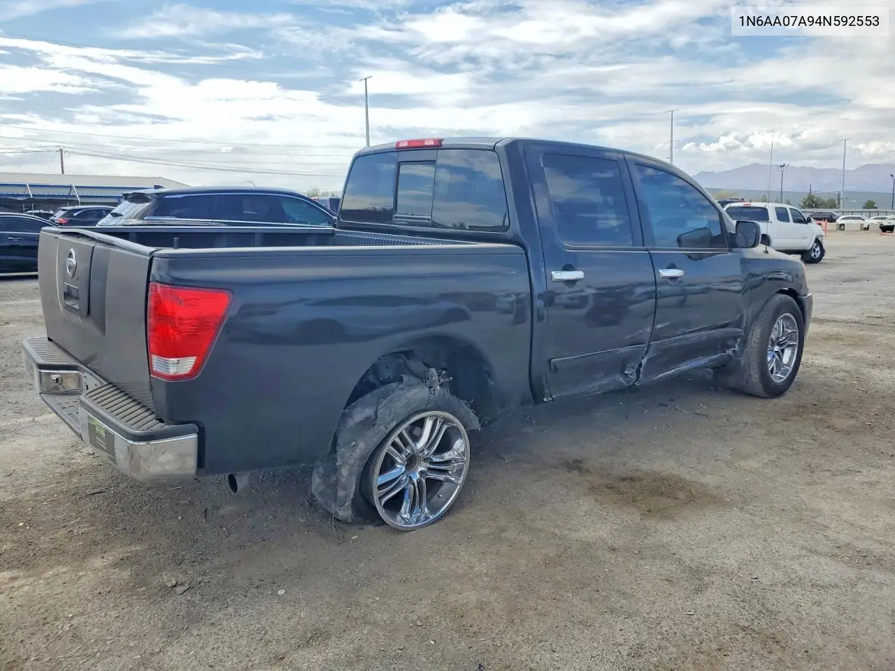 2004 Nissan Titan Xe/Se/Le VIN: 1N6AA07A94N592553 Lot: 60452656