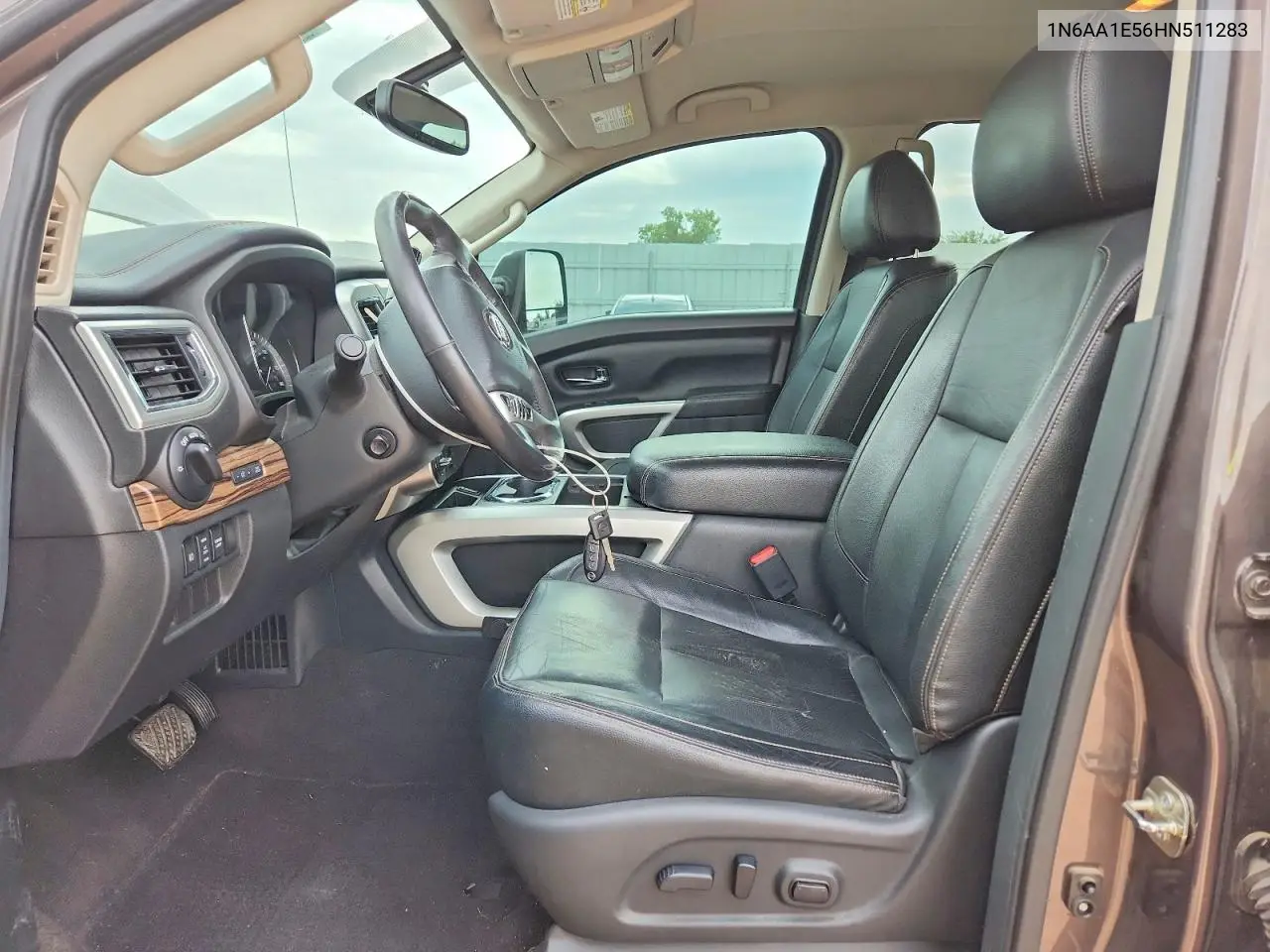 2017 Nissan Titan Sl VIN: 1N6AA1E56HN511283 Lot: 58545436