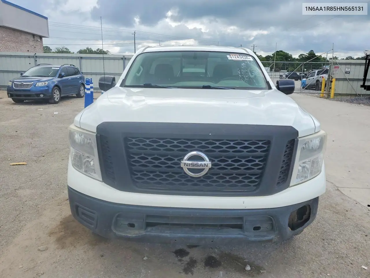 2017 Nissan Titan S VIN: 1N6AA1R85HN565131 Lot: 61243436