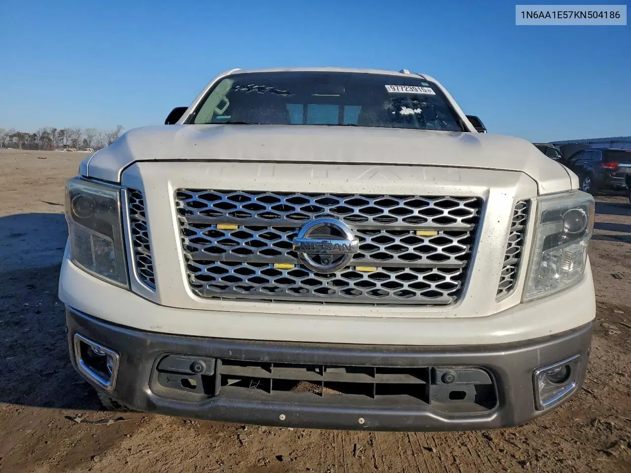 1N6AA1E57KN504186 2019 Nissan Titan Pro-4X