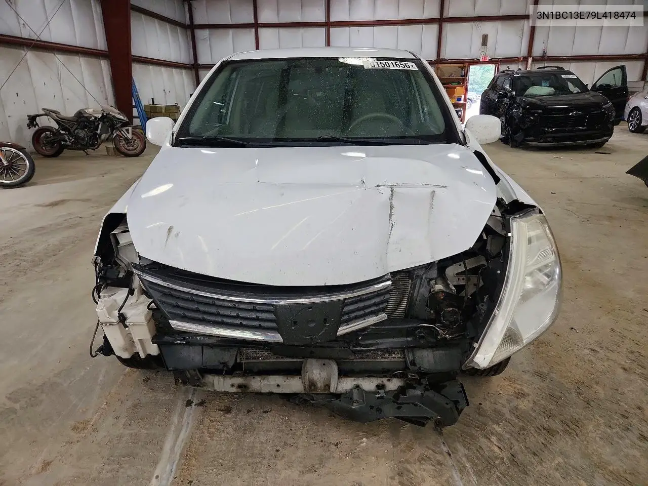2009 Nissan Versa 1.8 S VIN: 3N1BC13E79L418474 Lot: 61501656