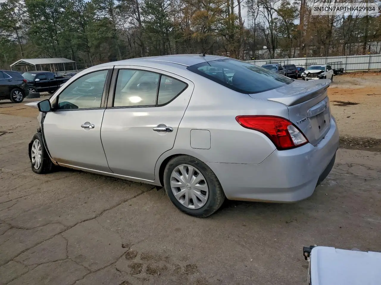 3N1CN7AP1HK429934 2017 Nissan Versa 1.6 Sv