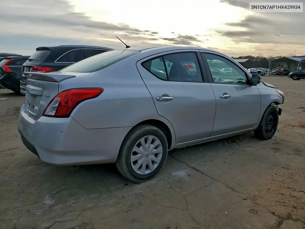 3N1CN7AP1HK429934 2017 Nissan Versa 1.6 Sv