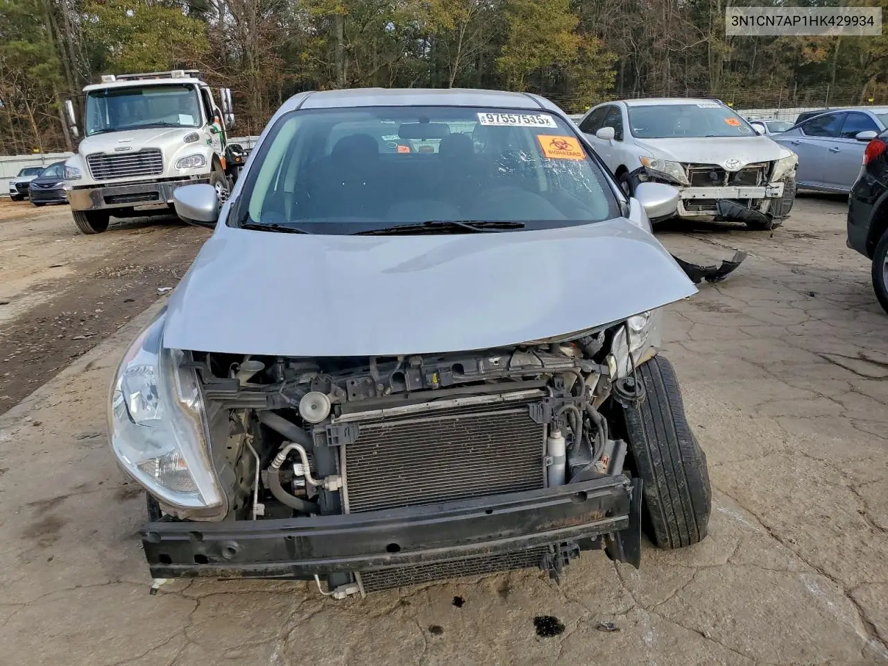 3N1CN7AP1HK429934 2017 Nissan Versa 1.6 Sv