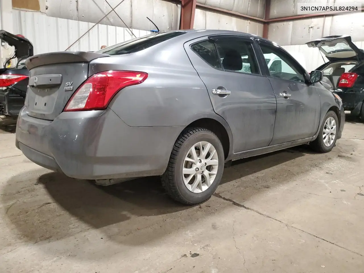 3N1CN7AP5JL824294 2018 Nissan Versa S