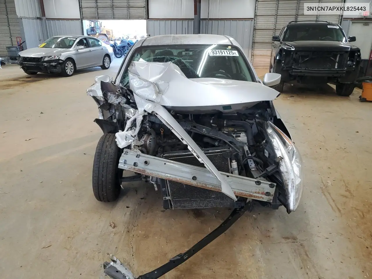 3N1CN7APXKL825443 2019 Nissan Versa S