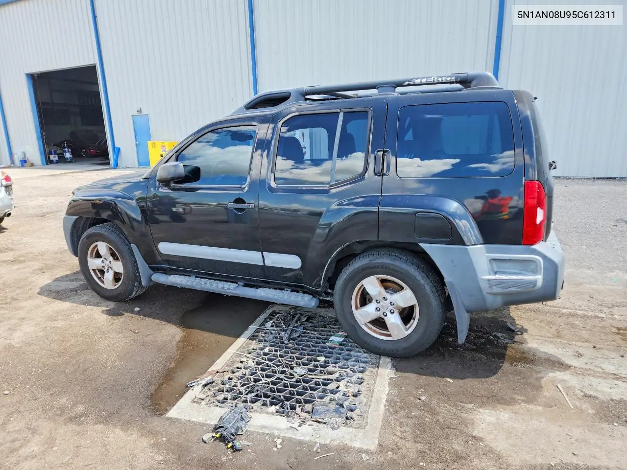 2005 Nissan Xterra Off Road/S/Se VIN: 5N1AN08U95C612311 Lot: 59367176