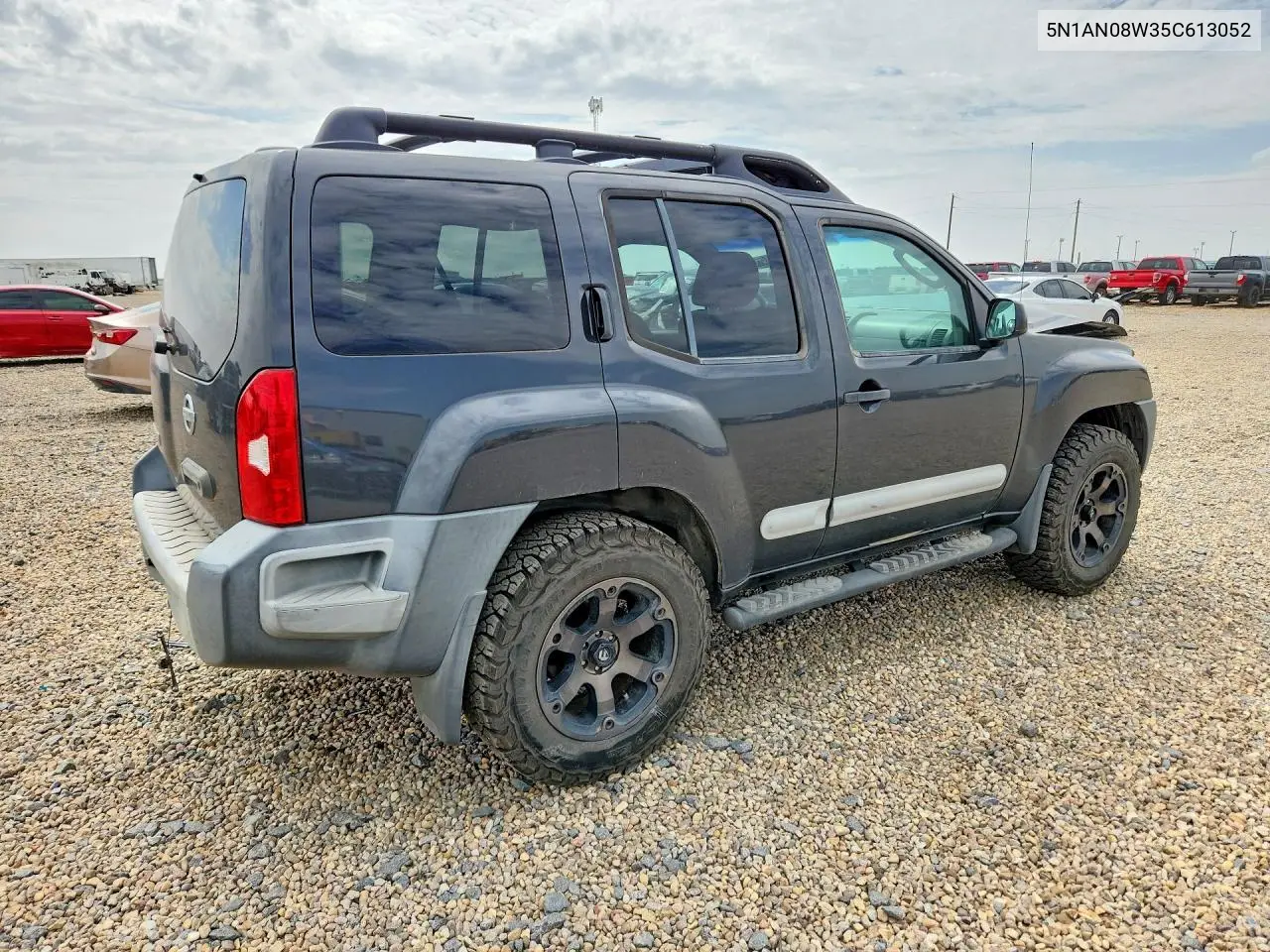 2005 Nissan Xterra S VIN: 5N1AN08W35C613052 Lot: 85622565