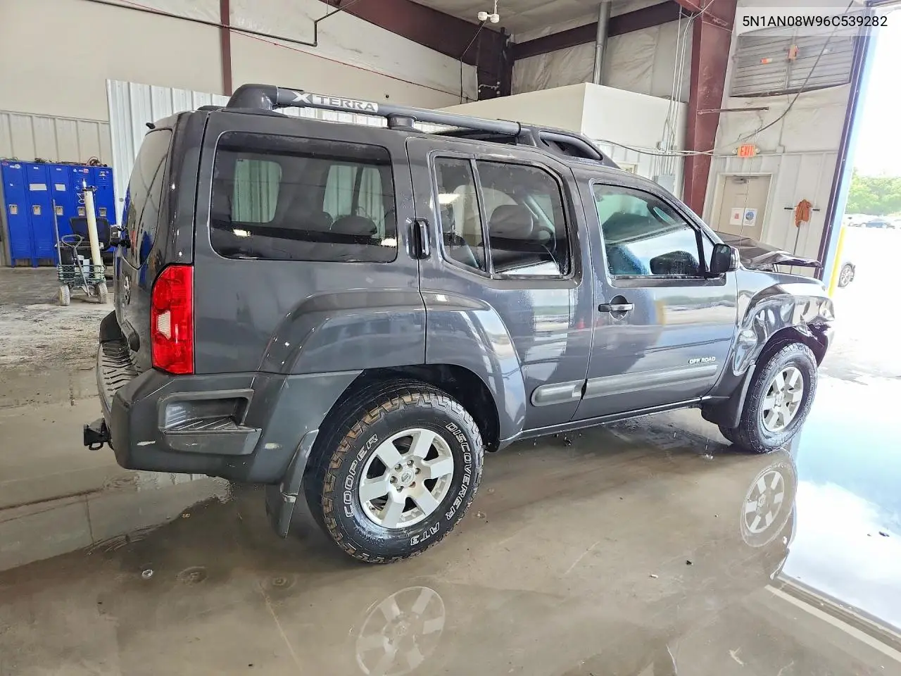 2006 Nissan Xterra Off Road/S/Se VIN: 5N1AN08W96C539282 Lot: 56815996