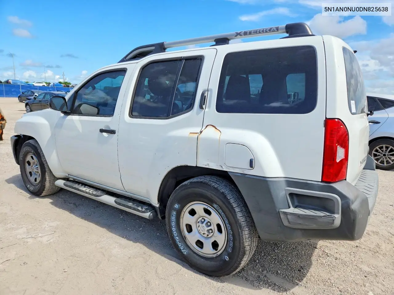 2013 Nissan Xterra X VIN: 5N1AN0NU0DN825638 Lot: 57028816