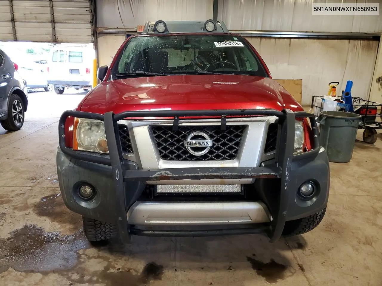 2015 Nissan Xterra Pro-4X VIN: 5N1AN0NWXFN658953 Lot: 59850316