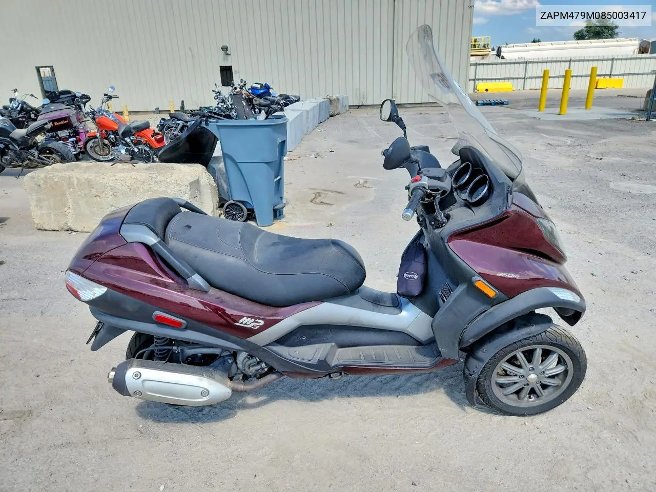 2008 Piaggio Mp3 250 VIN: ZAPM479M085003417 Lot: 60920426