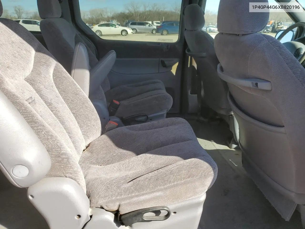 1999 Plymouth Grand Voyager Se VIN: 1P4GP44G6XB820196 Lot: 97490625