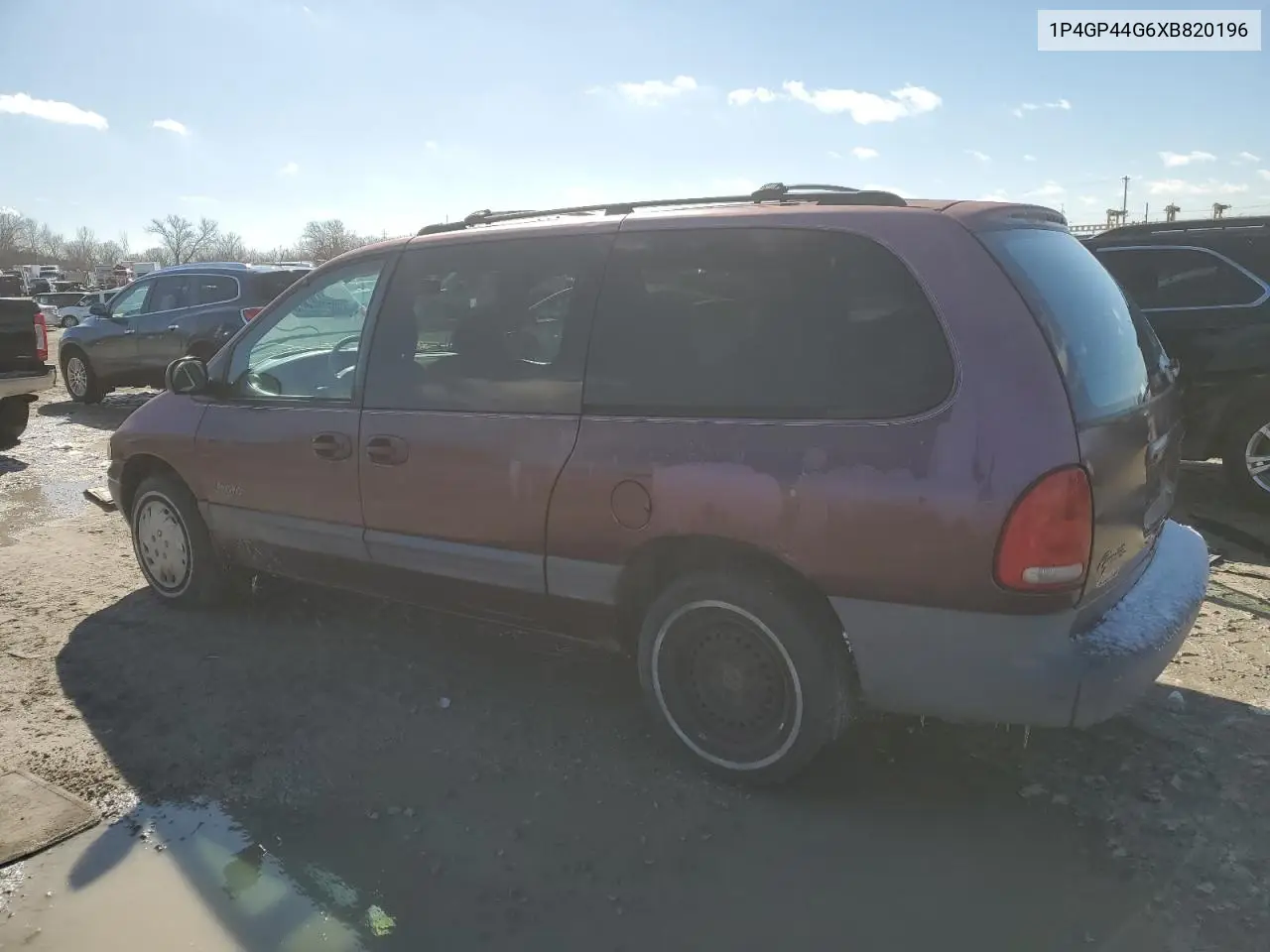 1999 Plymouth Grand Voyager Se VIN: 1P4GP44G6XB820196 Lot: 97490625