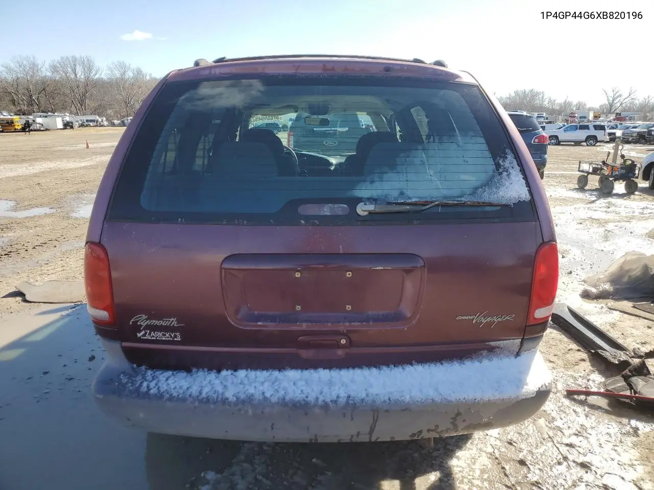 1999 Plymouth Grand Voyager Se VIN: 1P4GP44G6XB820196 Lot: 97490625