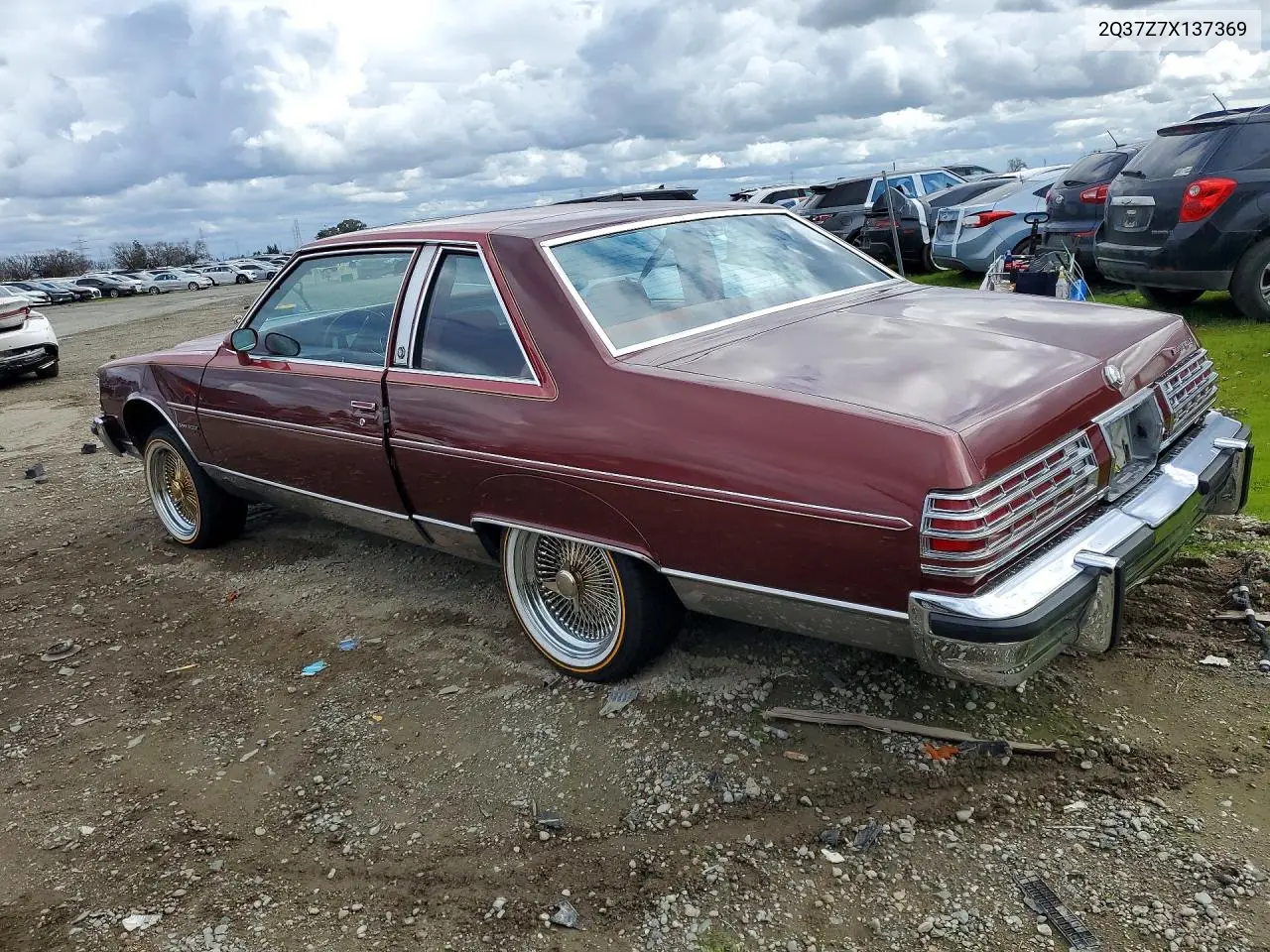 1977 Pontiac Bonneville 2D Brough VIN: 2Q37Z7X137369 Lot: 76499935
