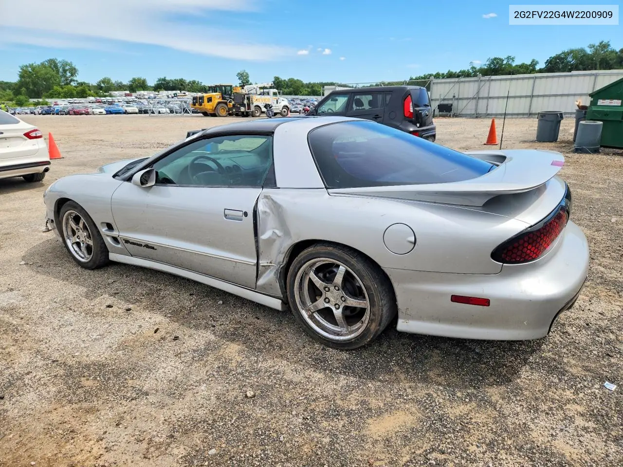 1998 Pontiac Firebird Formula VIN: 2G2FV22G4W2200909 Lot: 57318396