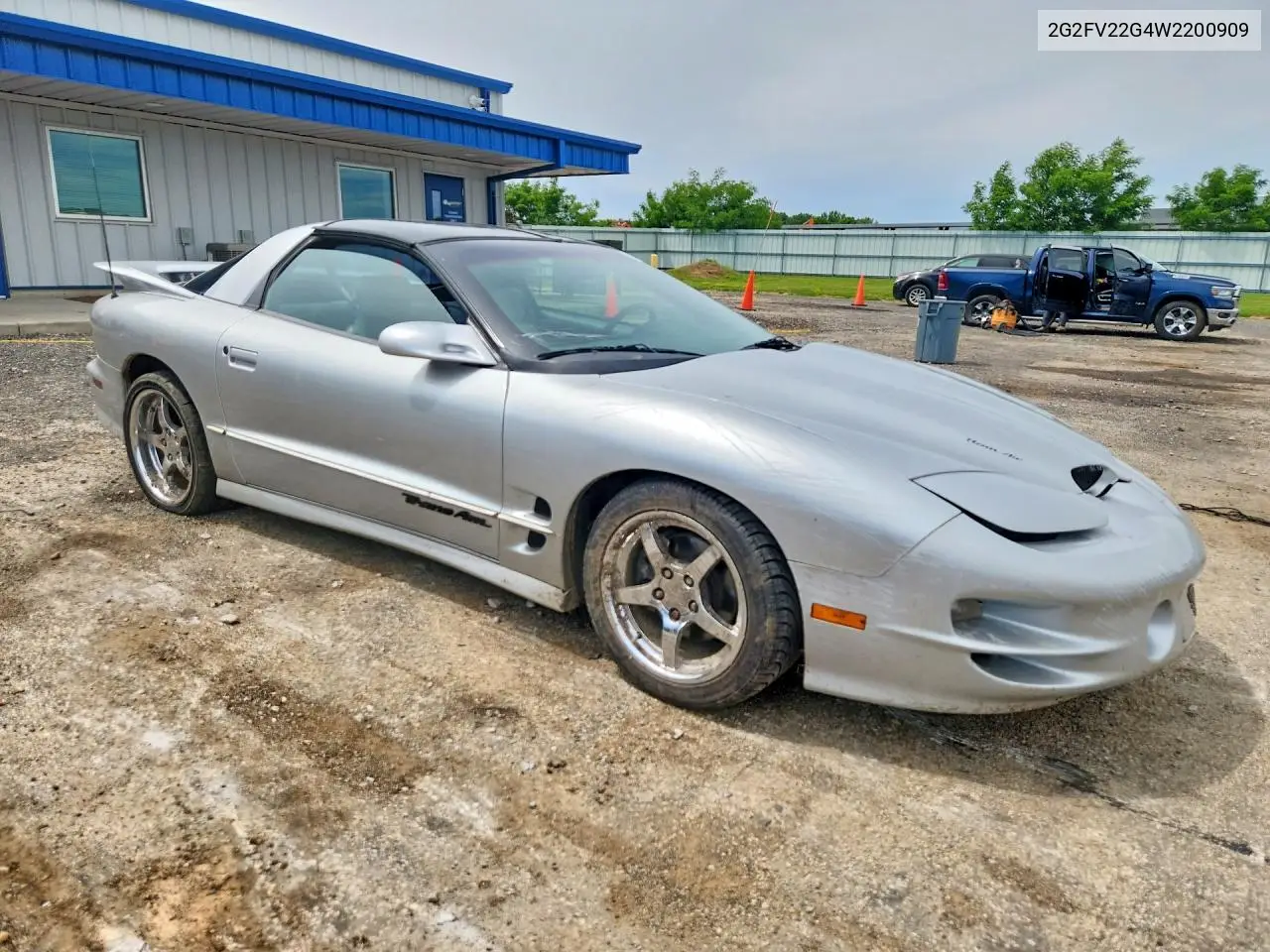 1998 Pontiac Firebird Formula VIN: 2G2FV22G4W2200909 Lot: 57318396