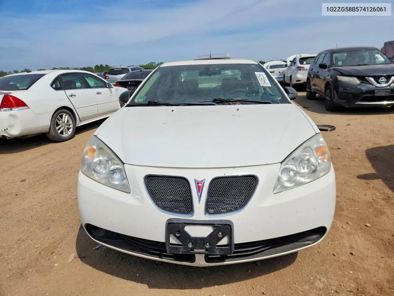2007 Pontiac G6 Base VIN: 1G2ZG58B574126061 Lot: 54466256