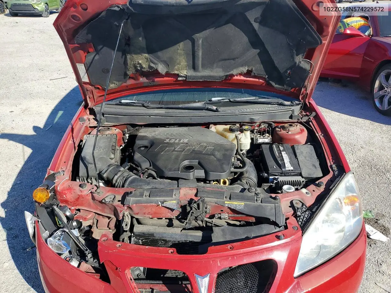 2007 Pontiac G6 Base VIN: 1G2ZG58N574229572 Lot: 55527456