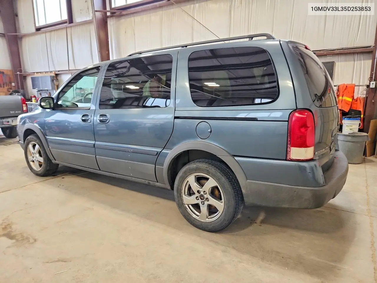 2005 Pontiac Montana Sv6 VIN: 1GMDV33L35D253853 Lot: 57253546