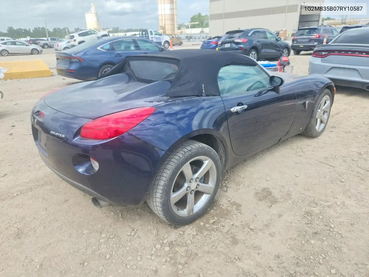2007 Pontiac Solstice VIN: 1G2MB35B07Y105872 Lot: 56159016