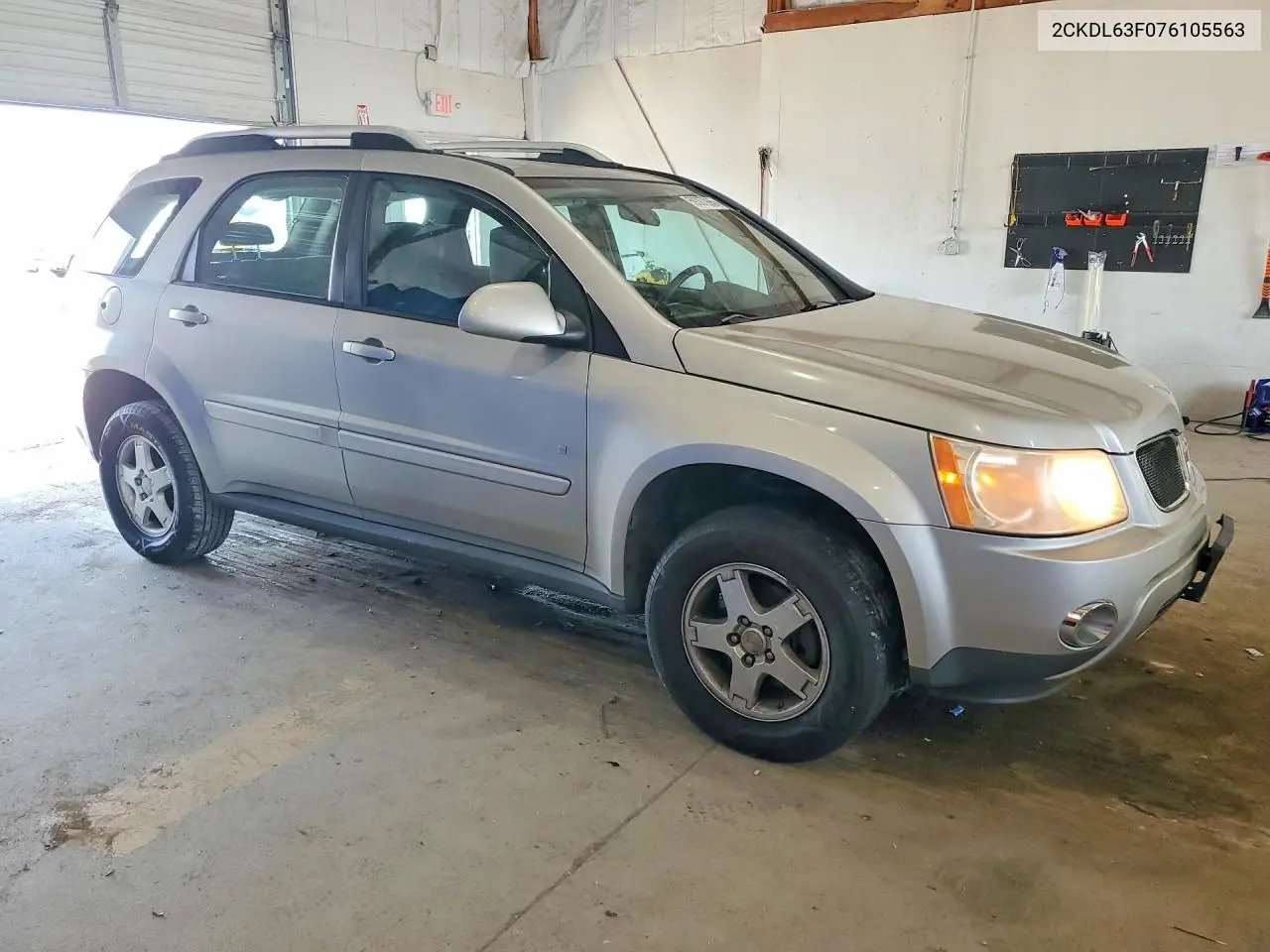 2007 Pontiac Torrent VIN: 2CKDL63F076105563 Lot: 59307996