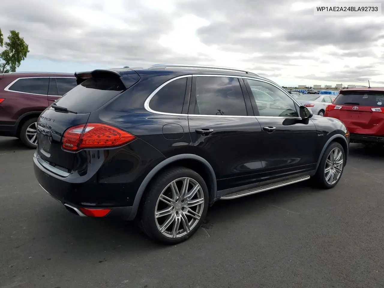 2011 Porsche Cayenne S Hybrid VIN: WP1AE2A24BLA92733 Lot: 57273516