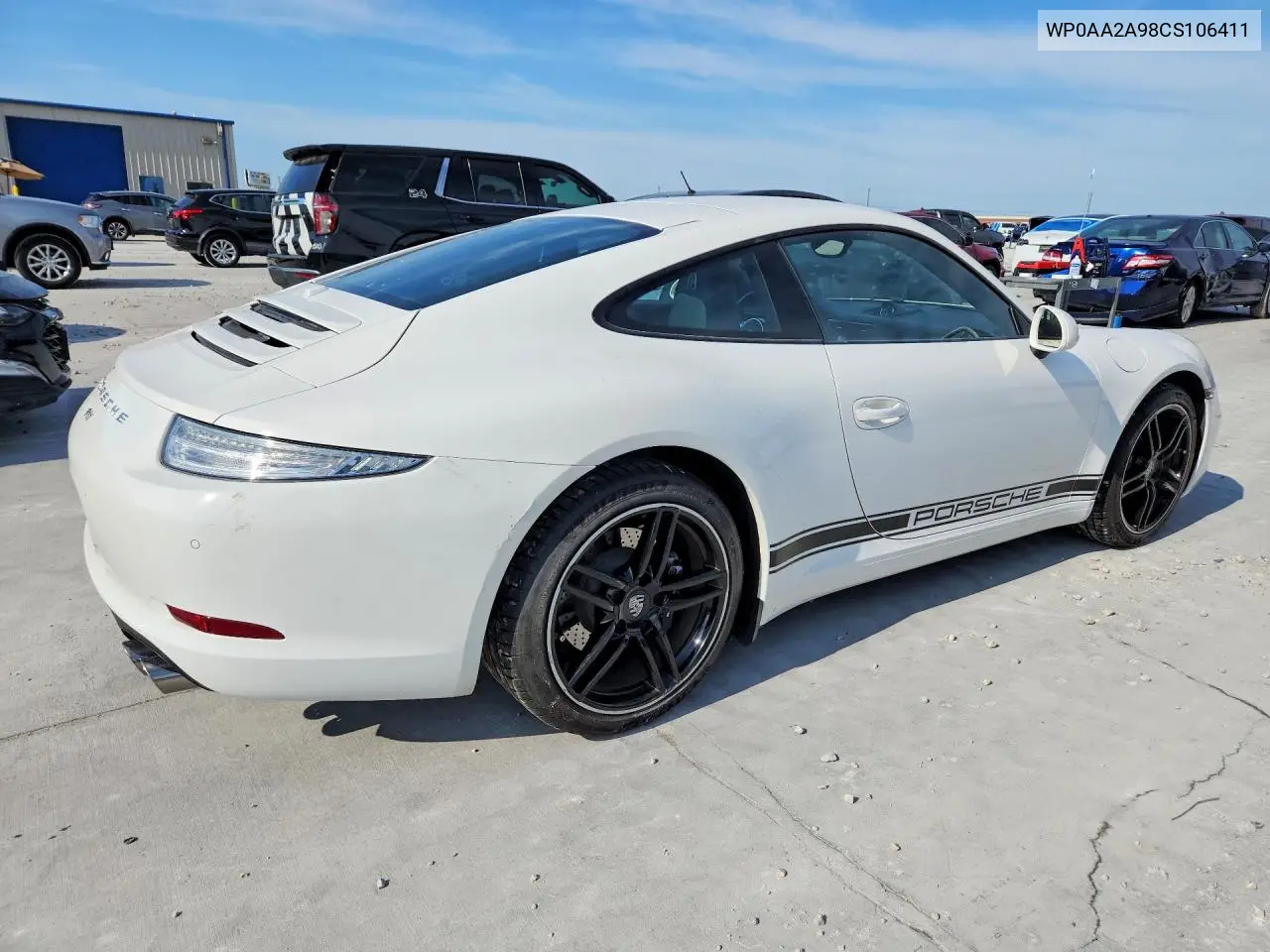 911