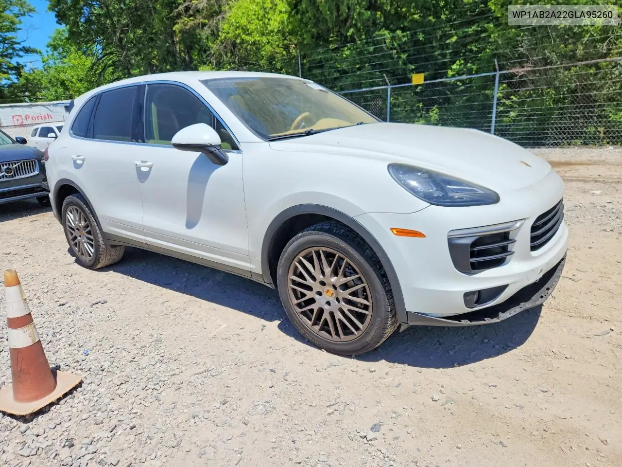 2016 Porsche Cayenne S VIN: WP1AB2A22GLA95260 Lot: 55778916