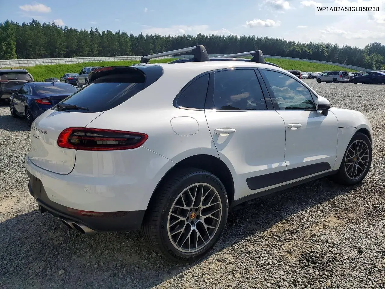 2016 Porsche Macan S VIN: WP1AB2A58GLB50238 Lot: 56304926