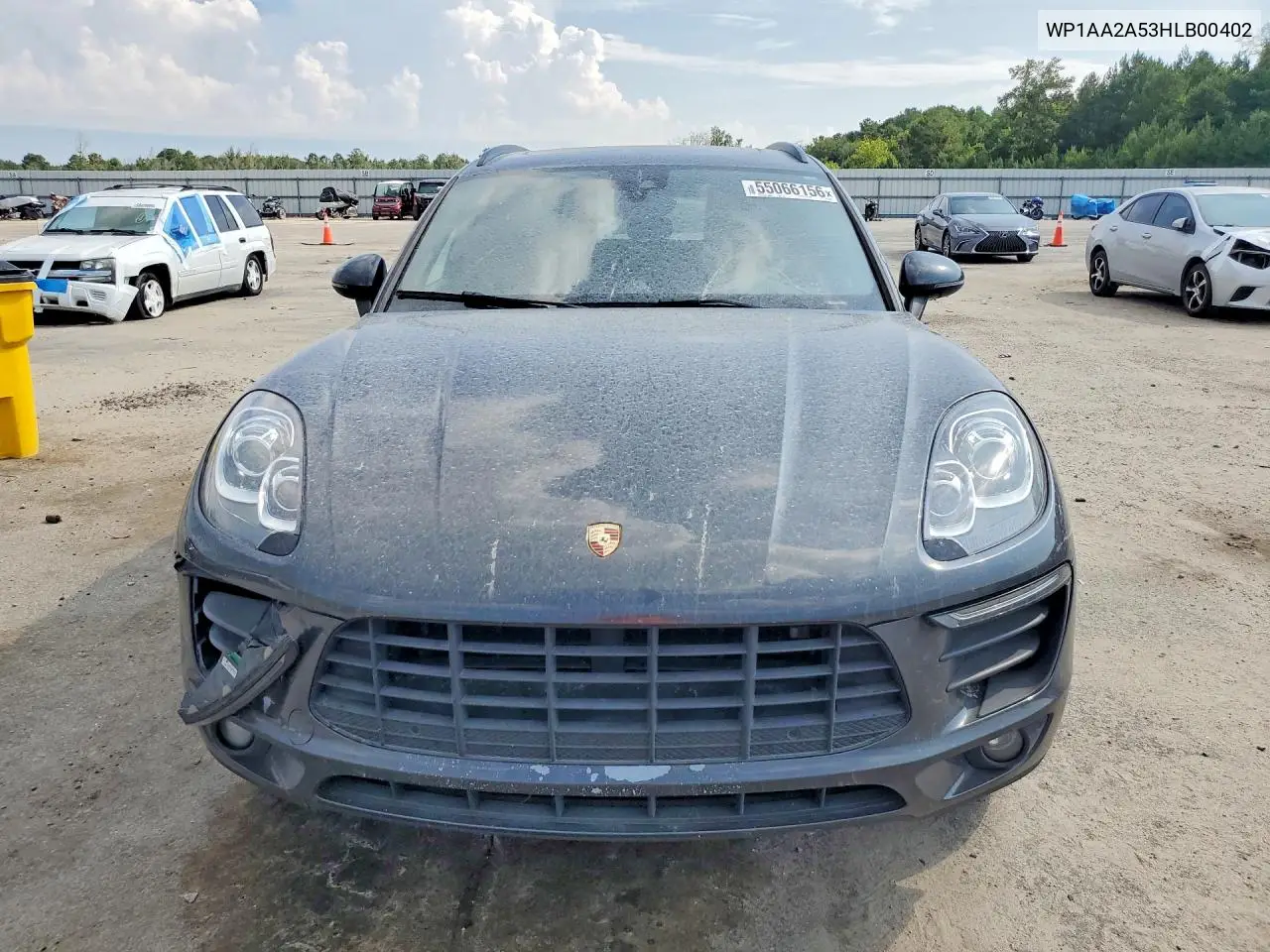 2017 Porsche Macan VIN: WP1AA2A53HLB00402 Lot: 55066156