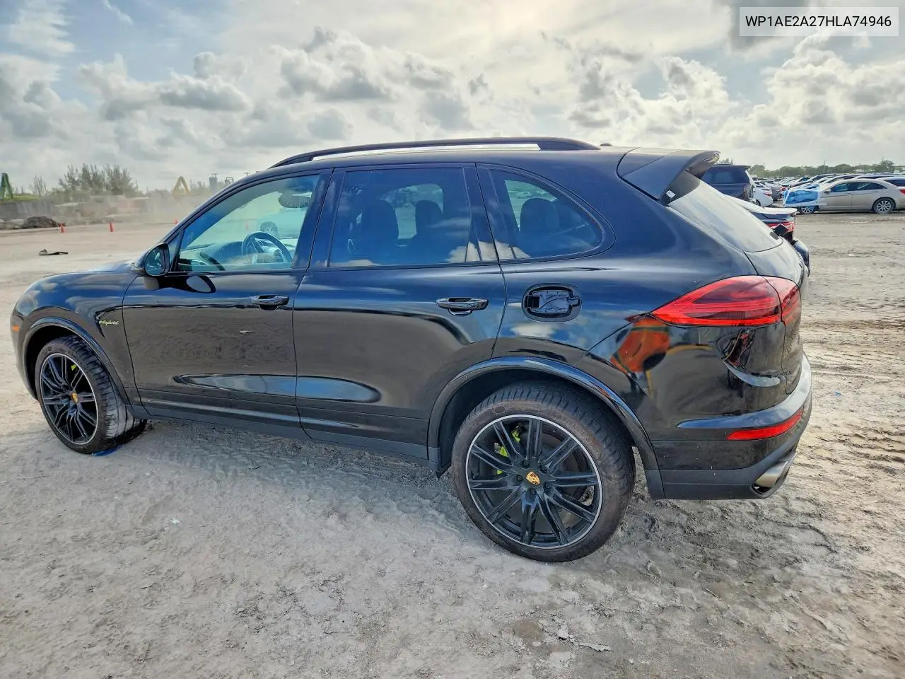 2017 Porsche Cayenne Se Hybrid Platinum VIN: WP1AE2A27HLA74946 Lot: 57719976
