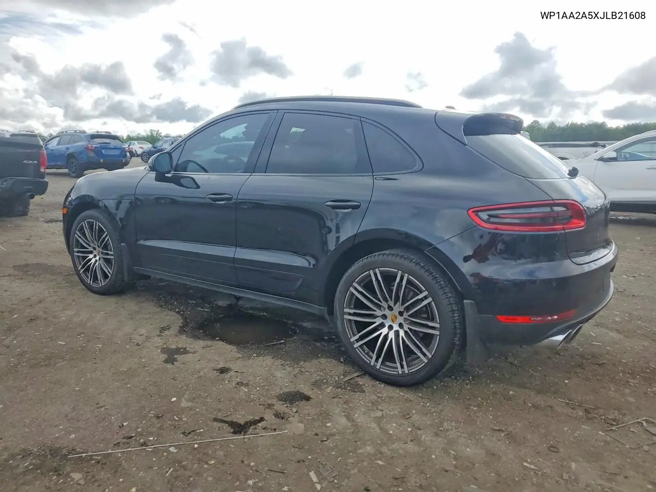 2018 Porsche Macan VIN: WP1AA2A5XJLB21608 Lot: 58043416