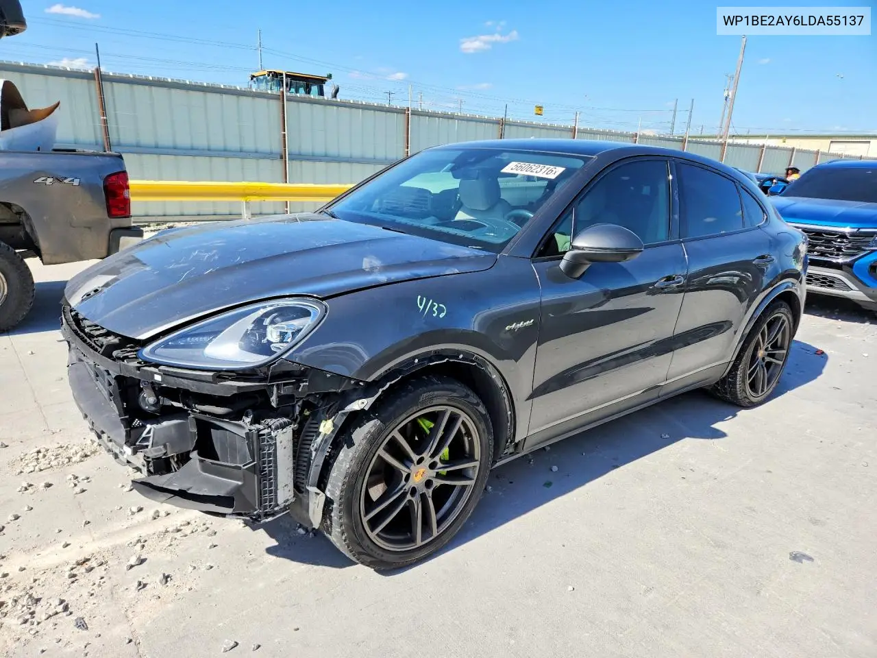 2020 Porsche Cayenne E Hybrid Coupe VIN: WP1BE2AY6LDA55137 Lot: 56062316