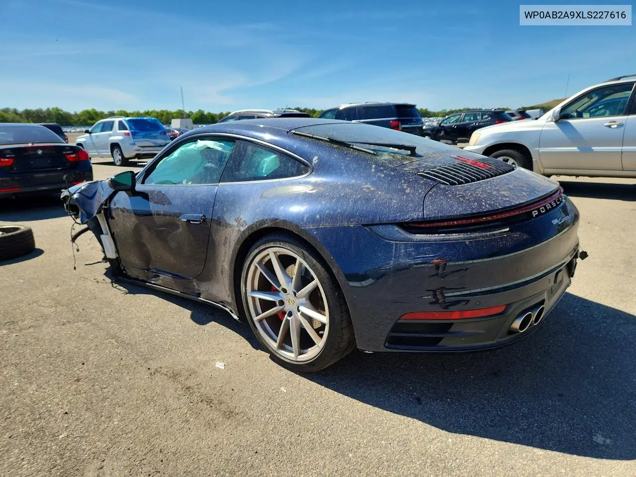 911