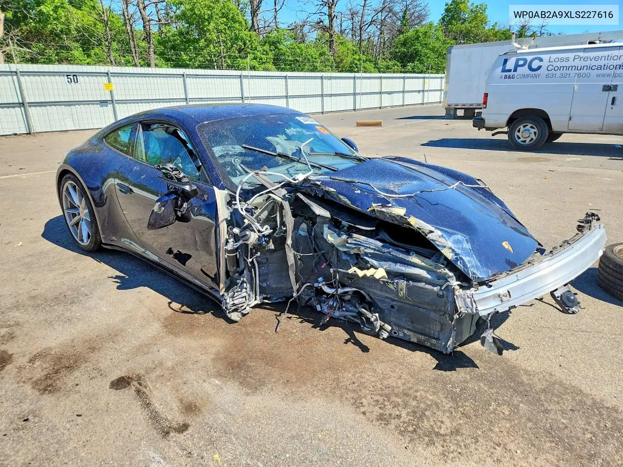 911