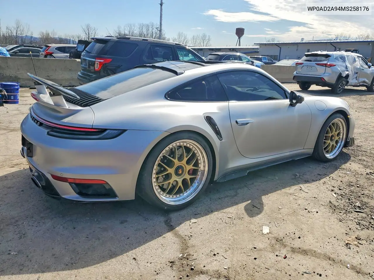 VIII (992)