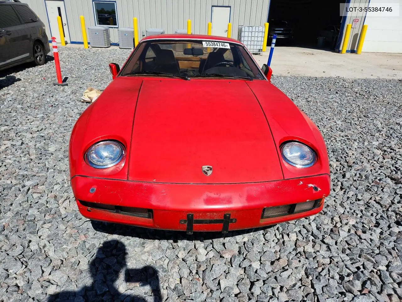 928