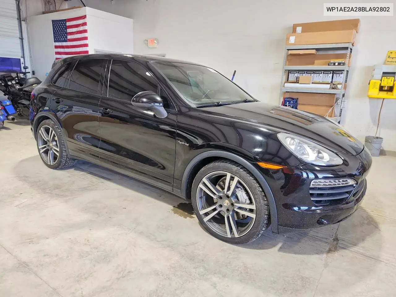 2011 Porsche Cayenne S Hybrid VIN: WP1AE2A28BLA92802 Lot: 58585066