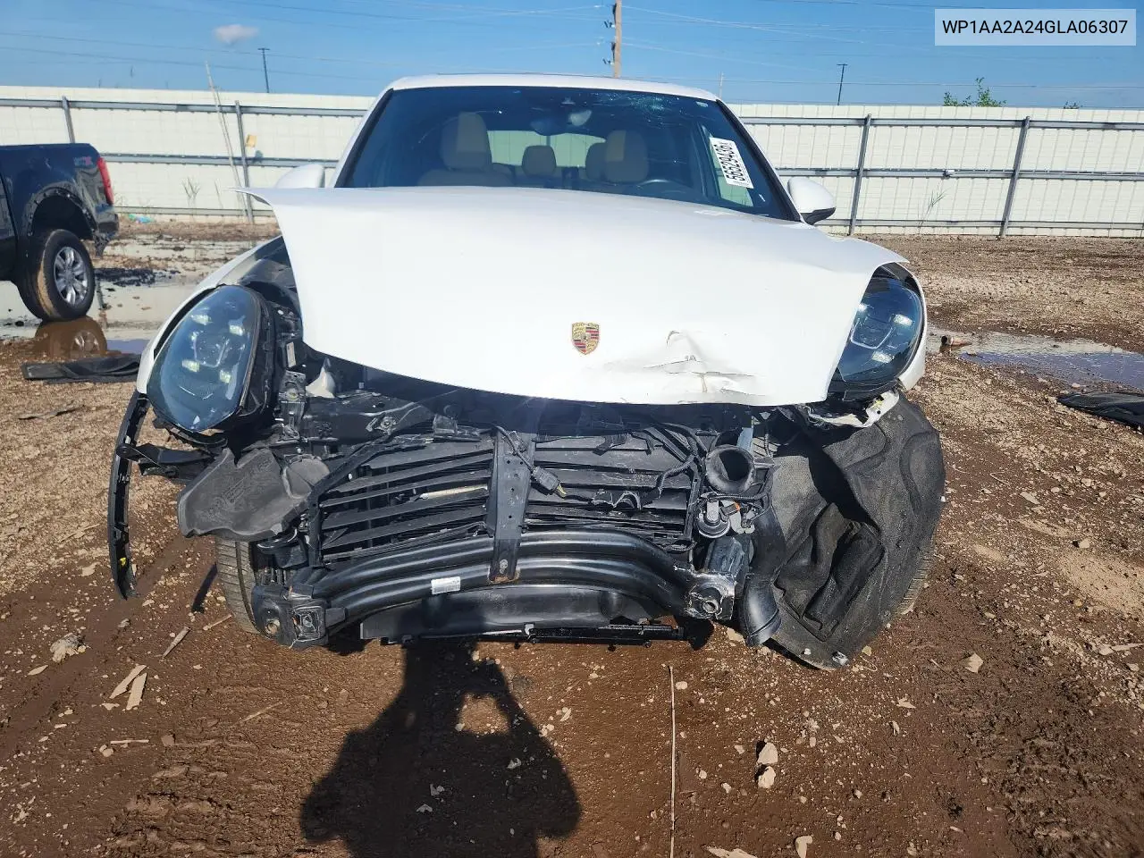 2016 Porsche Cayenne VIN: WP1AA2A24GLA06307 Lot: 56529436