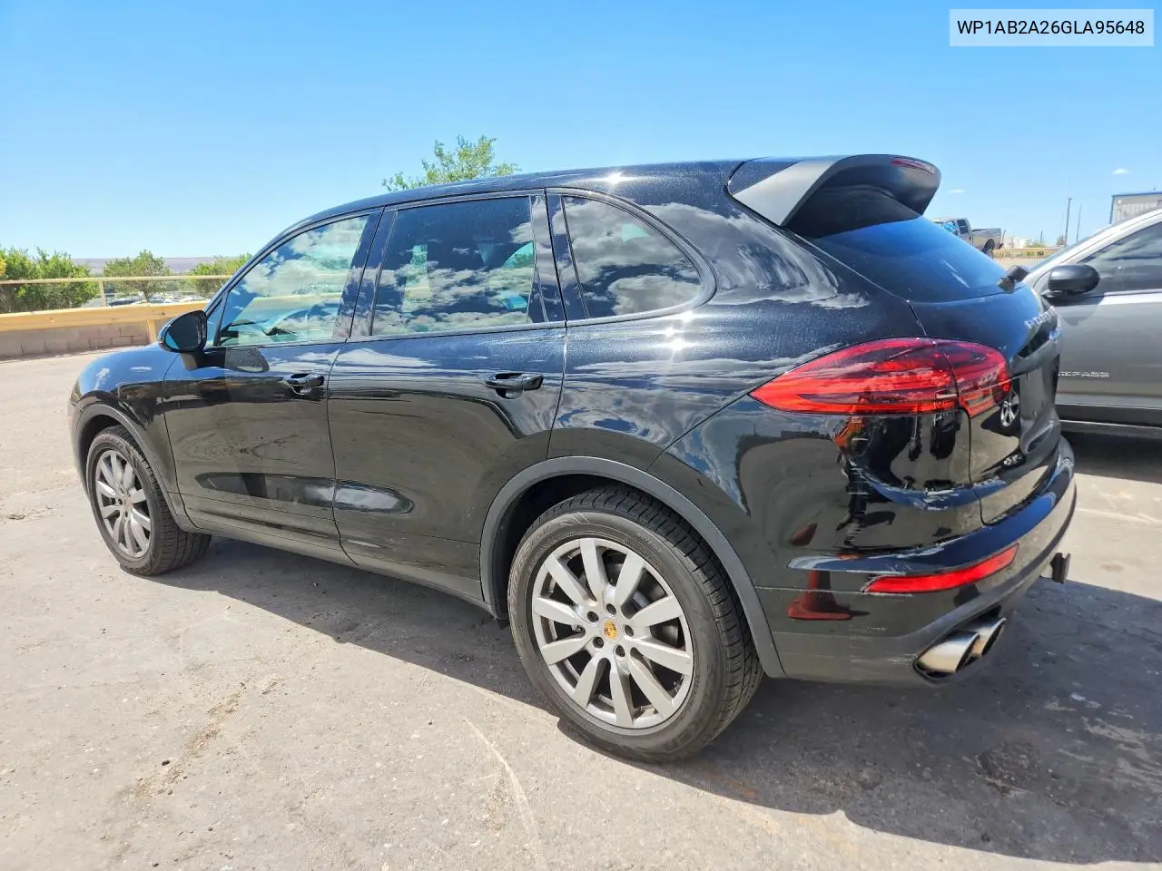 2016 Porsche Cayenne S VIN: WP1AB2A26GLA95648 Lot: 58971536