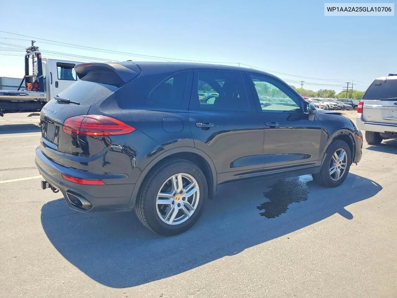 2016 Porsche Cayenne VIN: WP1AA2A25GLA10706 Lot: 60248446