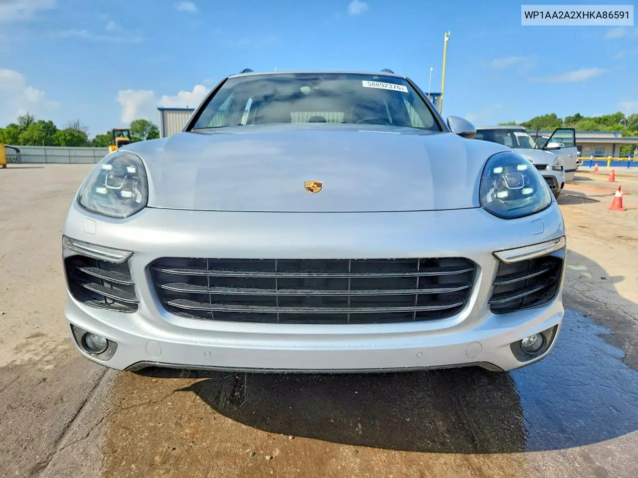 2017 Porsche Cayenne VIN: WP1AA2A2XHKA86591 Lot: 58892376