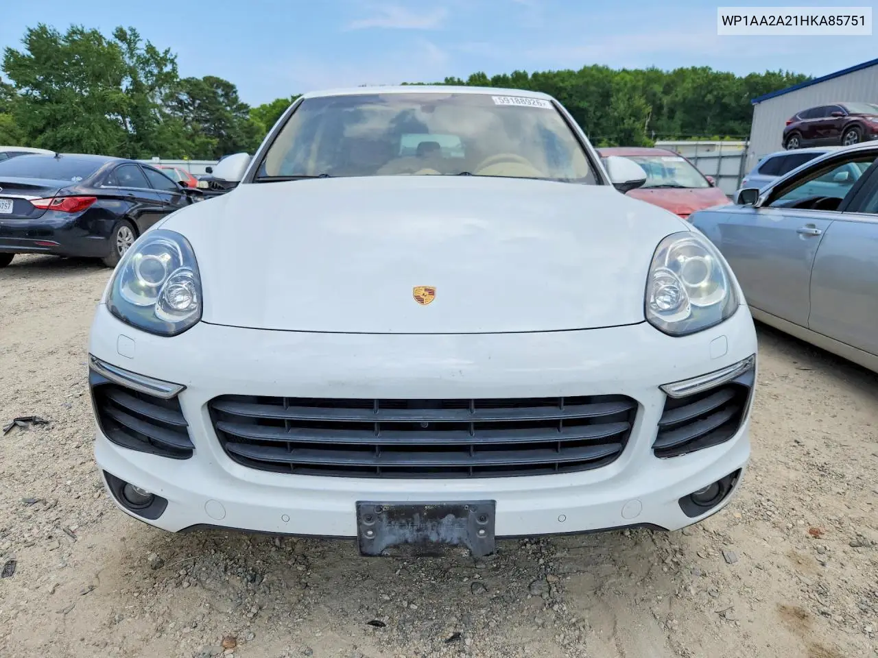 2017 Porsche Cayenne VIN: WP1AA2A21HKA85751 Lot: 59188926