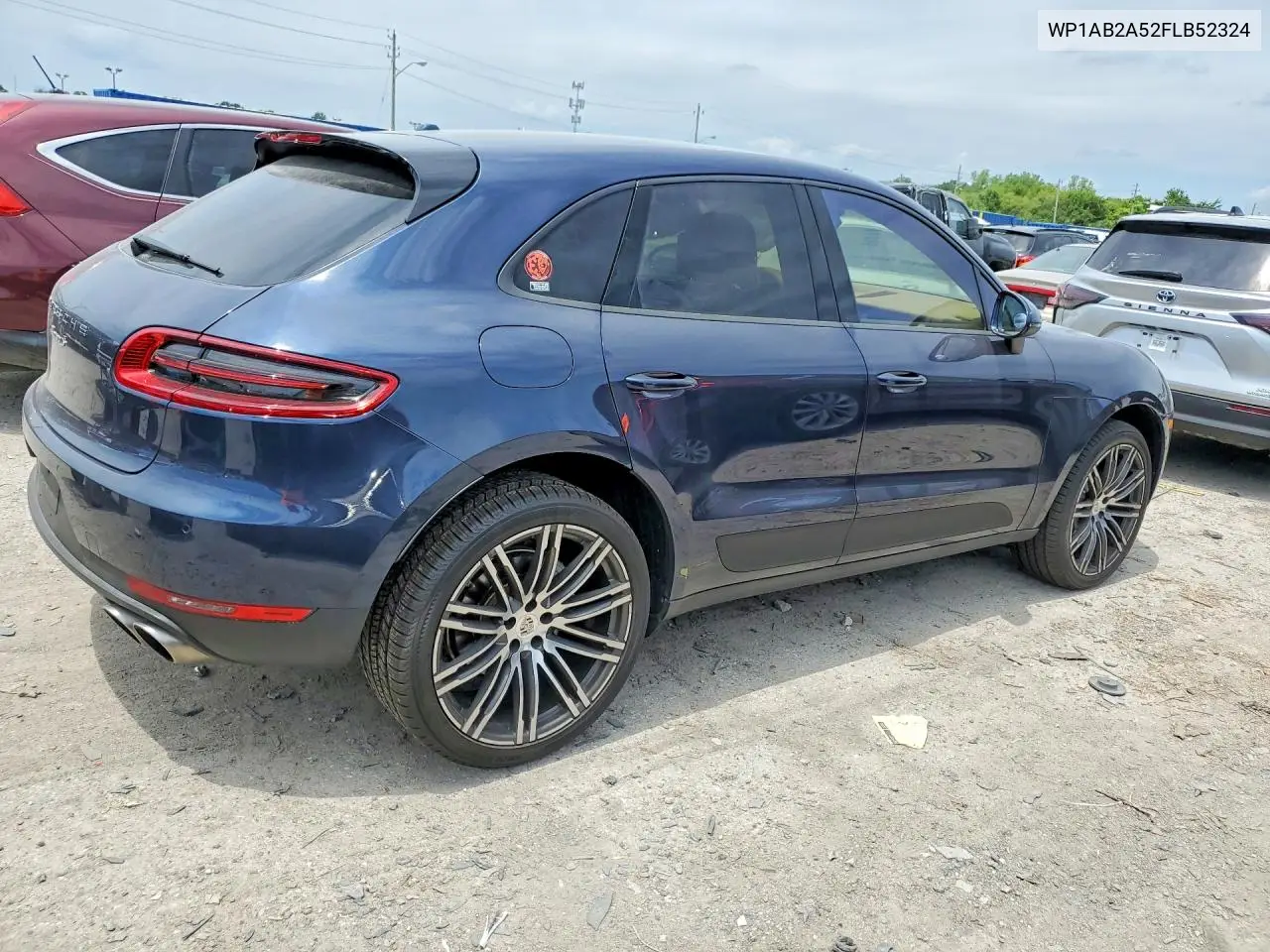 2015 Porsche Macan S VIN: WP1AB2A52FLB52324 Lot: 59894056