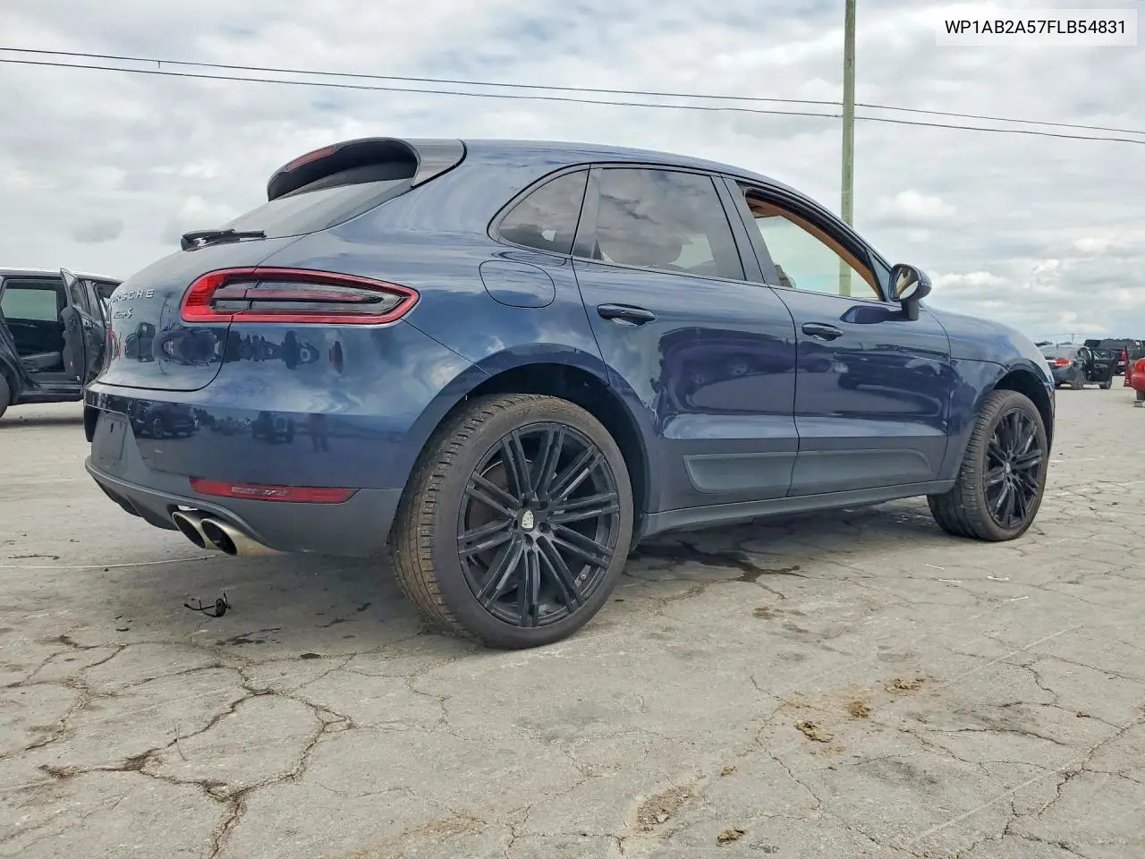 2015 Porsche Macan VIN: WP1AB2A57FLB54831 Lot: 61159216