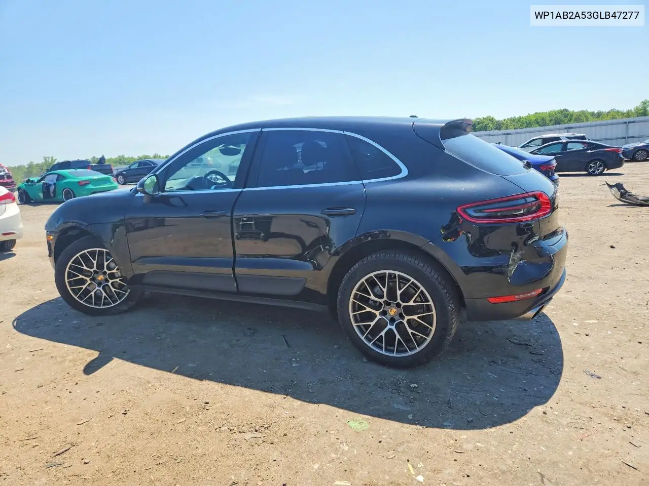 2016 Porsche Macan S VIN: WP1AB2A53GLB47277 Lot: 56778556