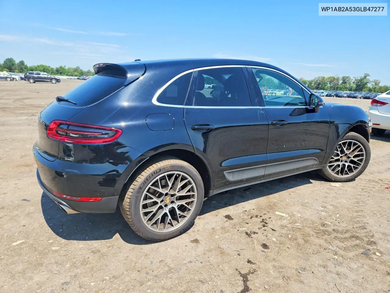 2016 Porsche Macan S VIN: WP1AB2A53GLB47277 Lot: 56778556