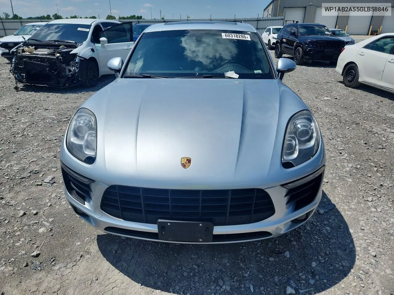 2016 Porsche Macan S VIN: WP1AB2A55GLB58846 Lot: 60318286